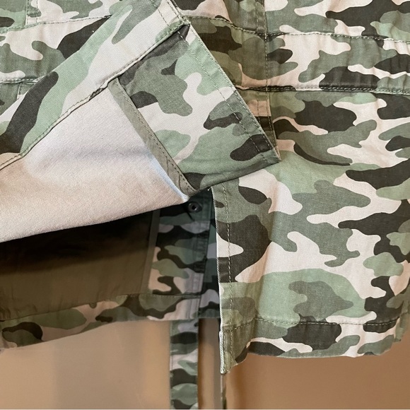 Banana Republic Camo Utility Jacket Petite Size Small - Picture 10 of 16